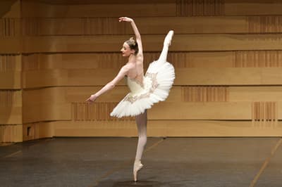 Rachel Collings — Classical dancer, Australia