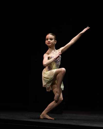 Keely Deegan — dancer, New Zealand