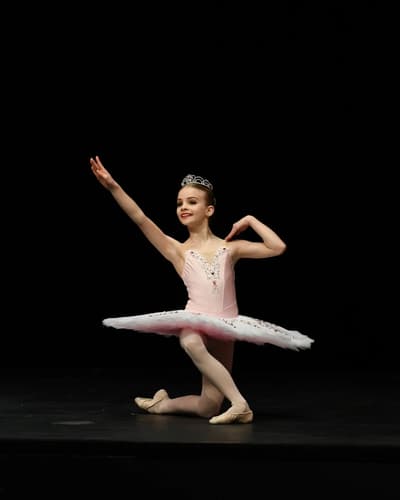 Keely Deegan — dancer, New Zealand