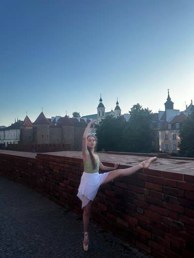 Karina Waszkiewicz — Classical dancer, United Kingdom