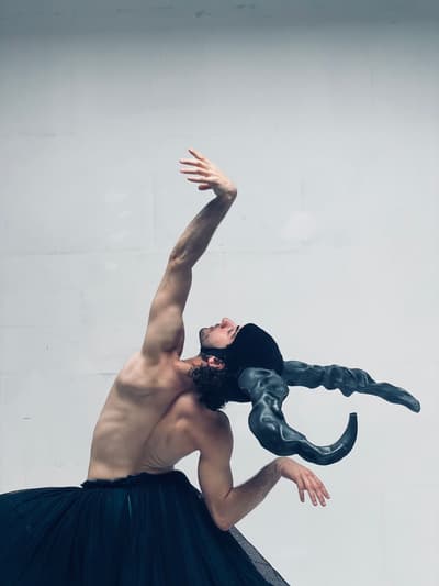 Francesco Cusumano — Contemporary dancer