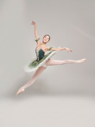 Stephanie Suh — Classical dancer, United States