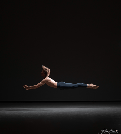 Thomas Kujawa — Classical dancer