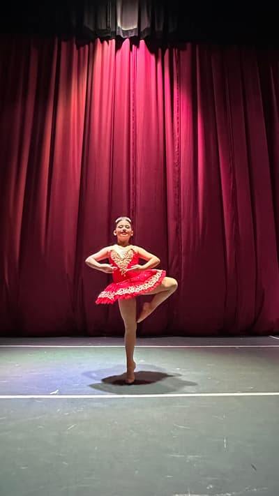 Dilery Aguilar Osorio — Contemporary dancer, Mexico