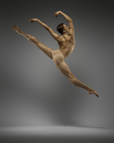 Matthys De Beer — Classical dancer