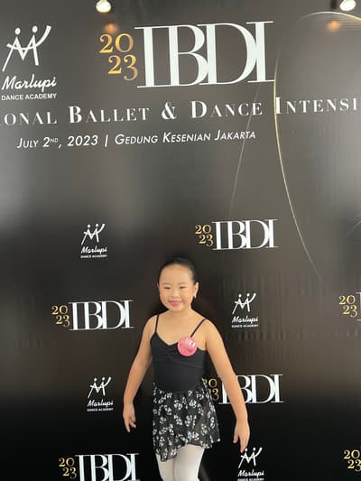 Elline Gozali — Classical dancer, Indonesia