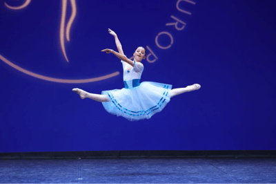 LECOMTE Nell — Classical dancer, France