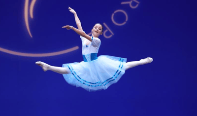 LECOMTE Nell — Classical dancer, France