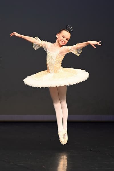 Angela Vysniauskaite — Classical dancer, Kaunas, Lithuania