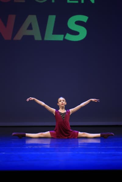 Anyastassia Melehes — Classical dancer, United Kingdom
