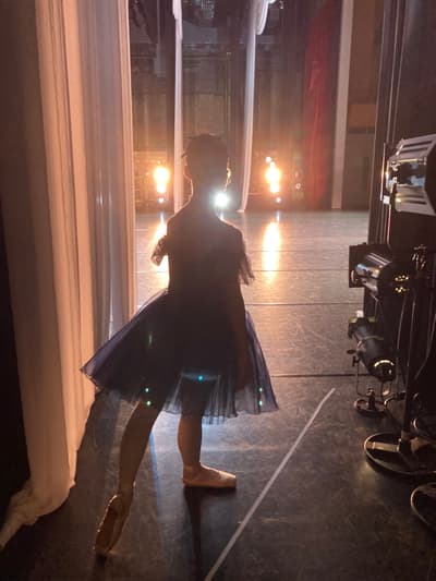 Luna Sakamoto — Classical dancer