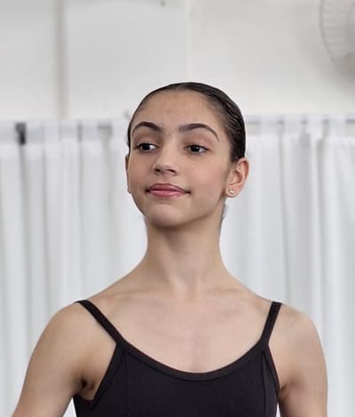 Bianca Antunes Negrin — Classical dancer, Brazil