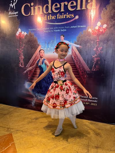 Tiffany Tanuwijaya — Classical dancer, Indonesia