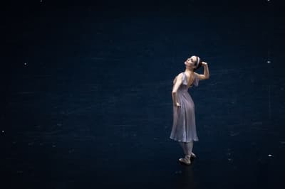 Éléonore Guérineau — Classical dancer, France