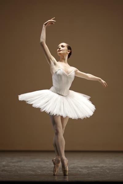 Éléonore Guérineau — Classical dancer, France