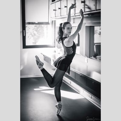 Éléonore Guérineau — Classical dancer, France