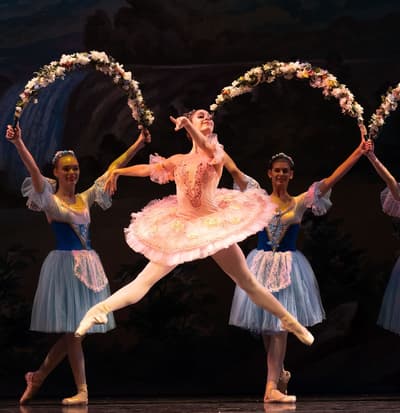 Callie Rector — Classical dancer, United States