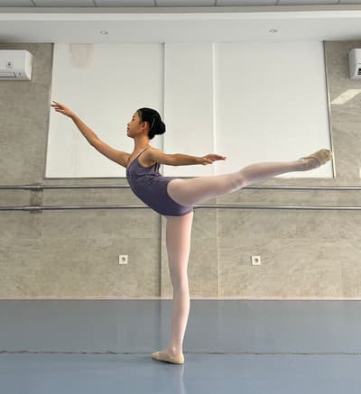 Fionna Purwanto — Classical dancer, Indonesia