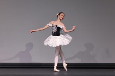 Lauren Wycherley — dancer, New Zealand