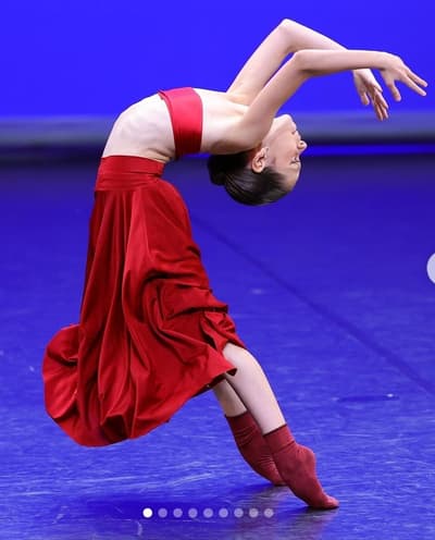LARA MARIA ALEXANDRA COMANESCU — Classical dancer, Romania