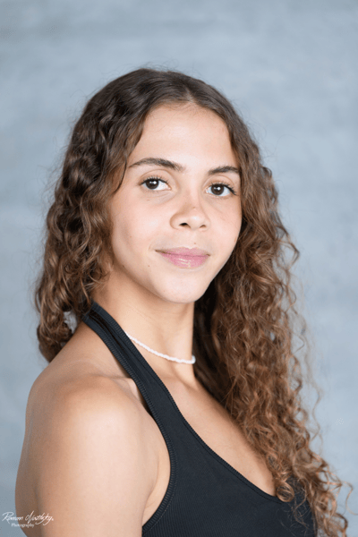 Isabela Souza — dancer