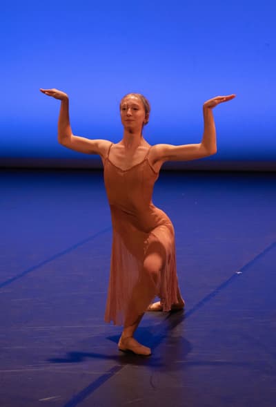 Rebecca Amoroso — Neoclassical dancer