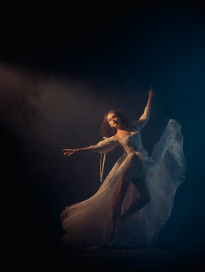 Lucie Mitosinkova — Classical dancer