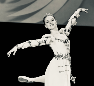 Lucie Mitosinkova — Classical dancer