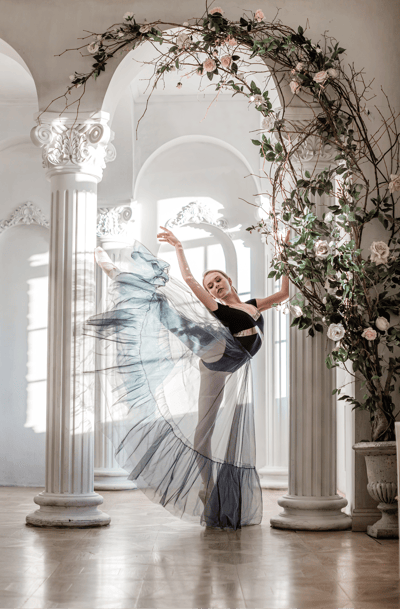 Lucie Mitosinkova — Classical dancer