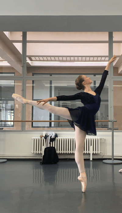 Lucie Mitosinkova — Classical dancer