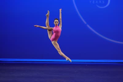 Ellie Maddox — dancer, United States