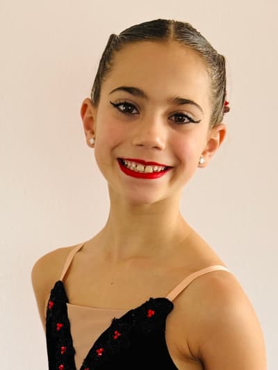 Ariana Galvis — Classical dancer, Colombia