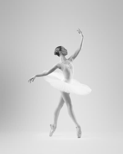 Quinlin Maconachy — dancer, United States