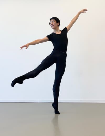 Kenyo Suzuki — Classical dancer, Switzerland