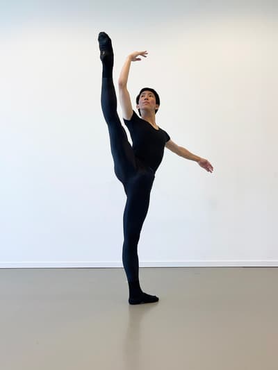 Kenyo Suzuki — Classical dancer, Switzerland