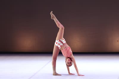 Radiaoui Anna Sofia — Classical dancer