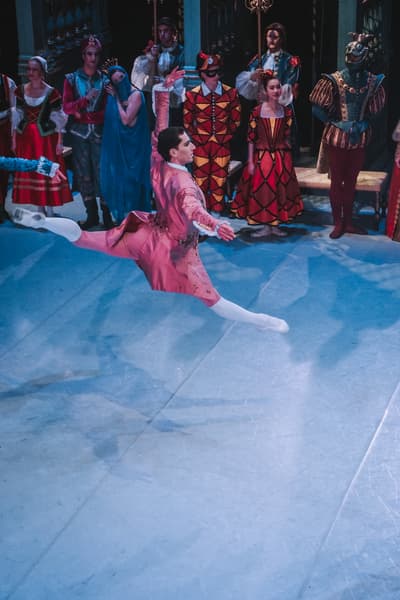 Tudor Paul Moldoveanu — Classical dancer