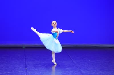 Natasha Baravik — Classical dancer, United Kingdom