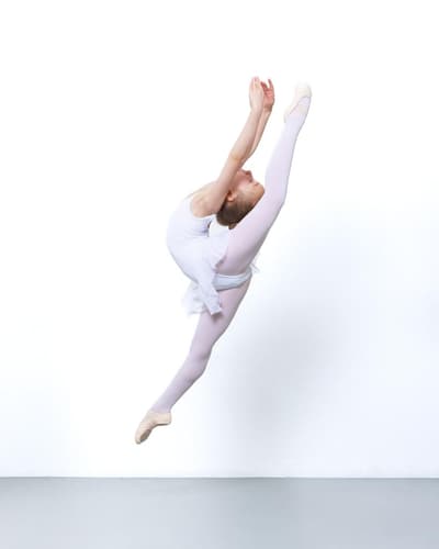Natasha Baravik — Classical dancer, United Kingdom