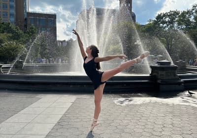 Julia Quinn — Classical dancer, United States