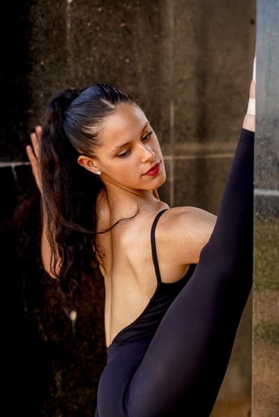 Ambar Luz Echeverz — Classical dancer, Argentina
