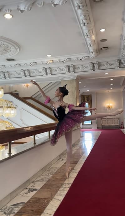 JANE OH — dancer, South Korea