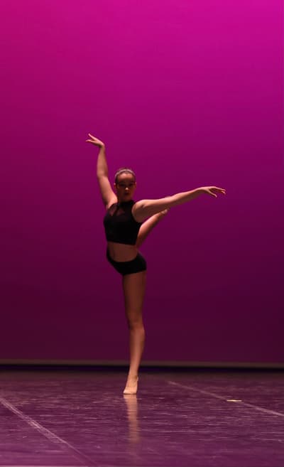 LEIRE SAMIT LÓPEZ — Classical dancer, Spain