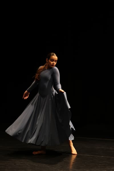 LEIRE SAMIT LÓPEZ — Classical dancer, Spain