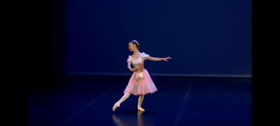 Sara Miruna Ungureanu — dancer, Romania