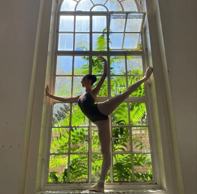 Eugenia Trivioli — Classical dancer