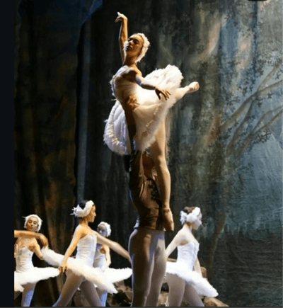 Devrimnaz Ermiş — Classical dancer