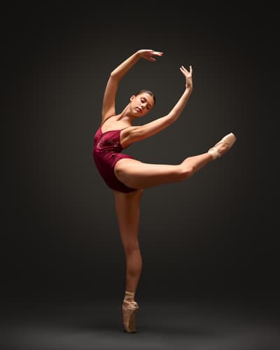 Noelle Cybart — Classical dancer, United States
