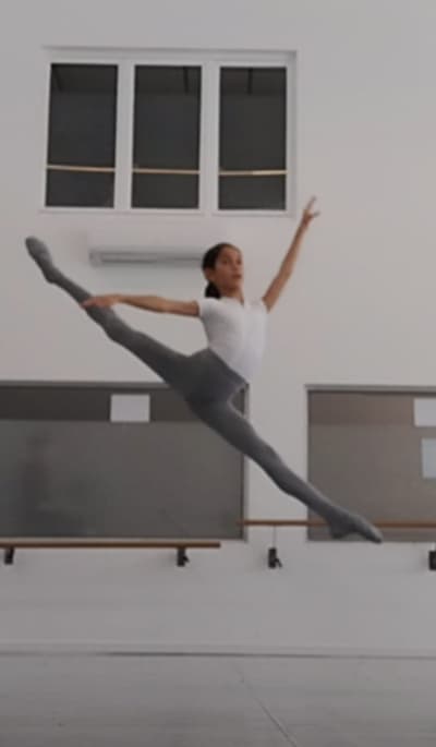 Alcée Randrianasolo — Classical dancer, France