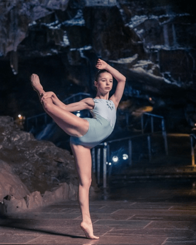 Elizabeth Chatterton — Classical dancer